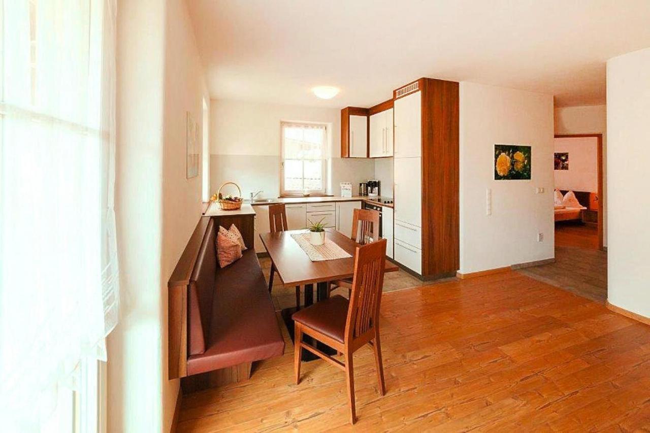 Apartment In Naz-Sciaves With Garden Natz-Schabs Luaran gambar