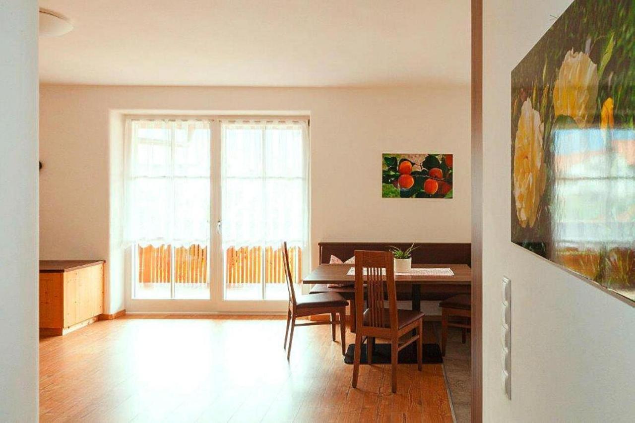 Apartment In Naz-Sciaves With Garden Natz-Schabs Luaran gambar
