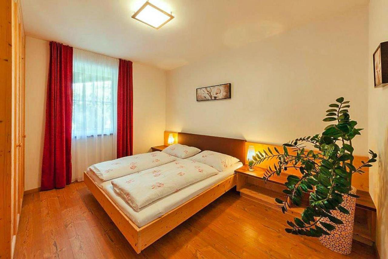 Apartment In Naz-Sciaves With Garden Natz-Schabs Luaran gambar